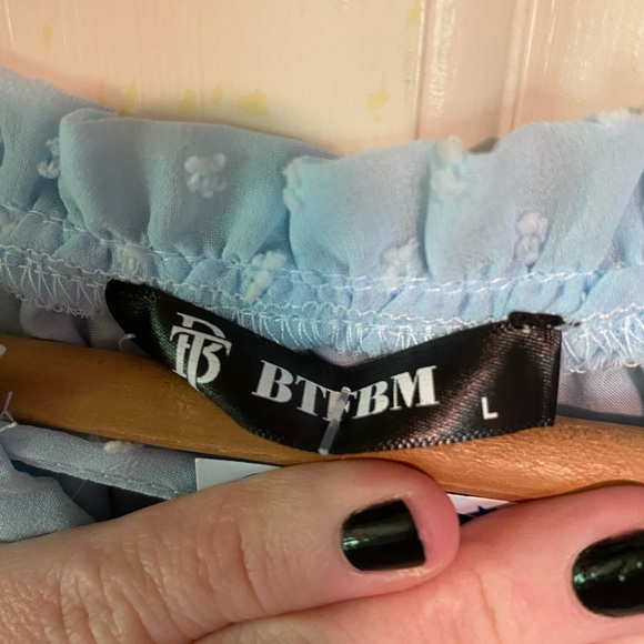 NWT BTFBM Women Casual light blue Dress V Neck Tie Neck Long Sleeve Dot Ruffle - Picture 3 of 7